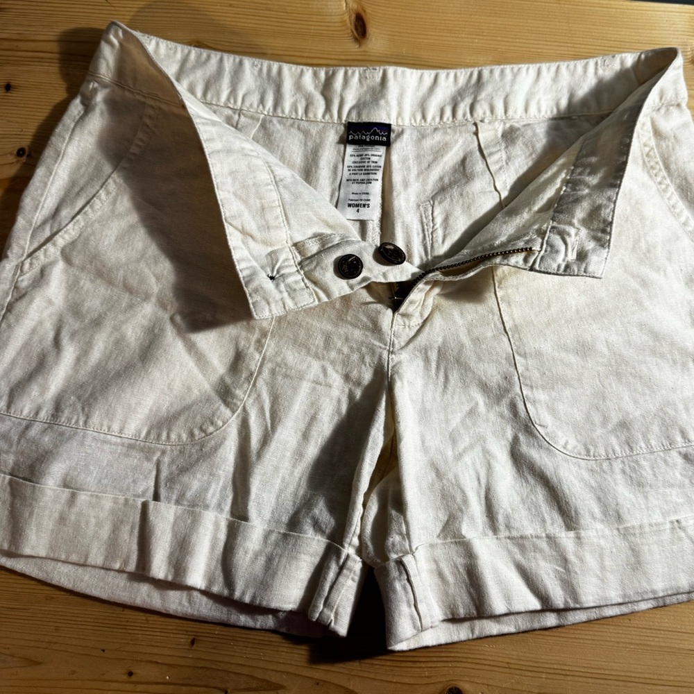 Patagonia Cream Women's Cotton-Blend Shorts
